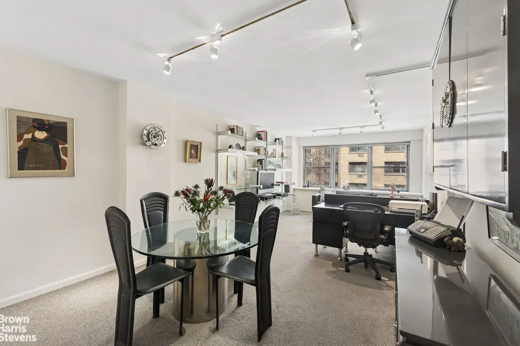 10 W 15th Street New York City NY 10011