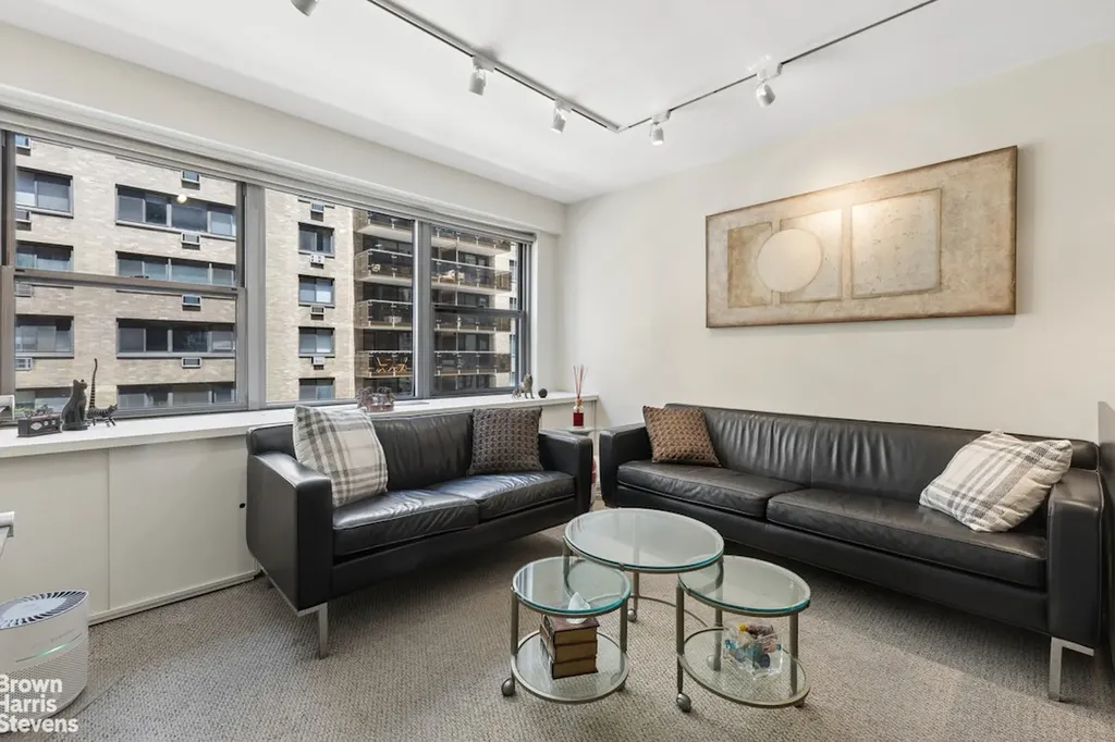 10 W 15th Street New York City NY 10011