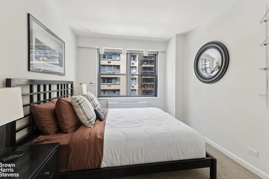 10 W 15th Street New York City NY 10011