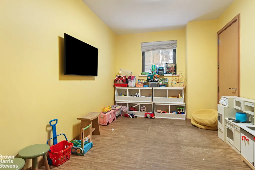 269 W 87th Street New York City NY 10024