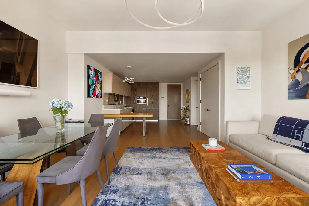 202 Broome Street New York City NY 10002