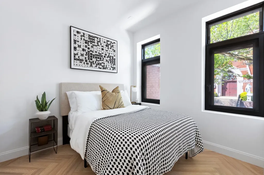 128 Summit Street New York City NY 11231