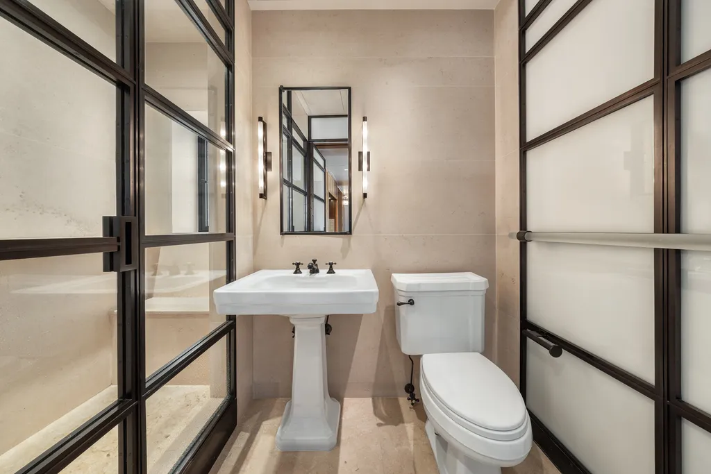 944 5th Avenue New York City NY 10021