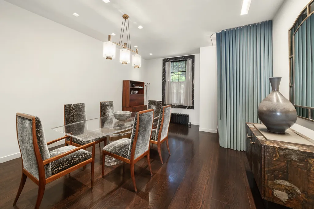 944 5th Avenue New York City NY 10021