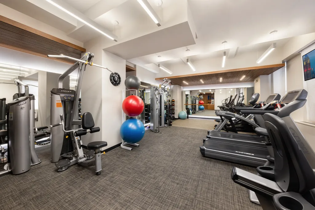 944 5th Avenue New York City NY 10021