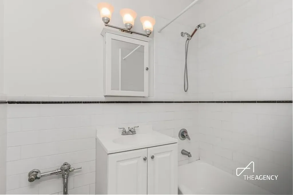 3050 Fairfield Avenue New York City NY 10463