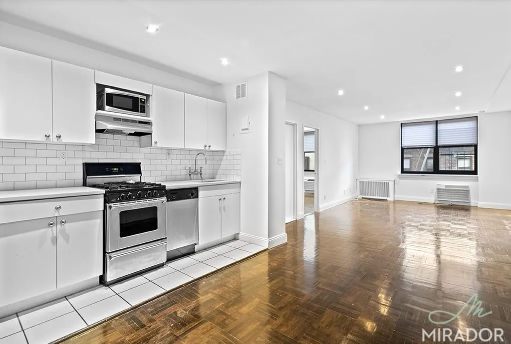 255 W 14th Street New York City NY 10011