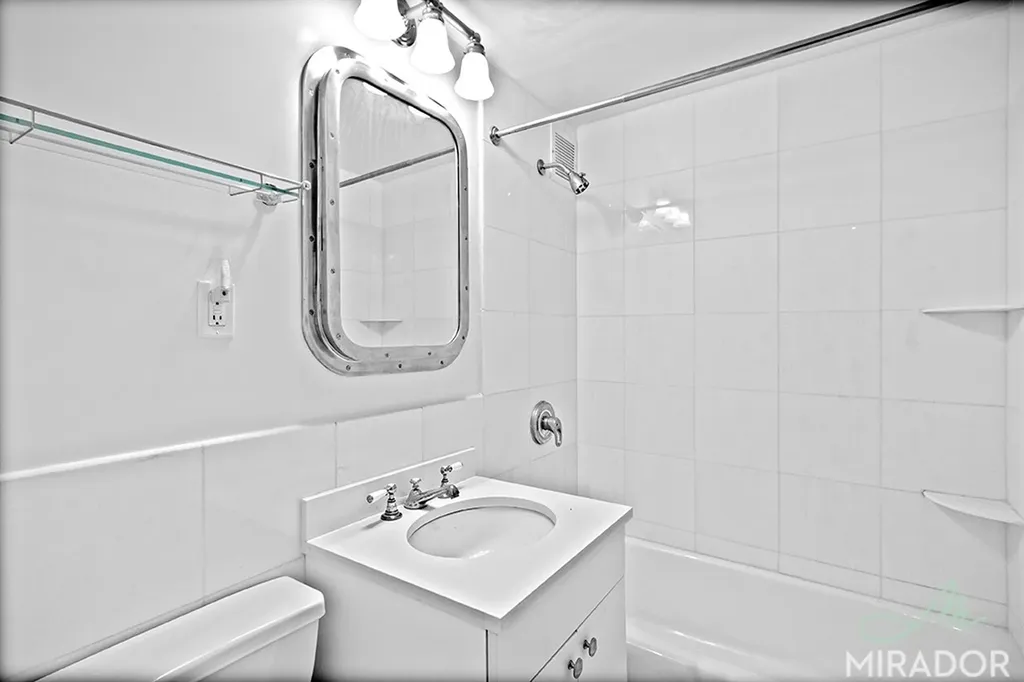 255 W 14th Street New York City NY 10011