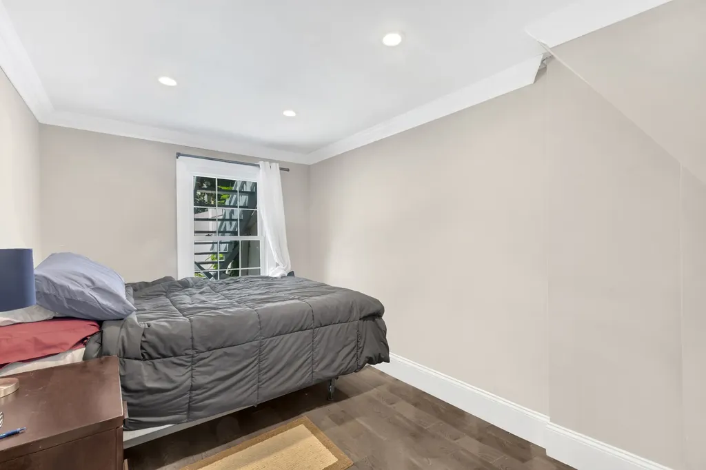 25 Pilling Street New York City NY 11207