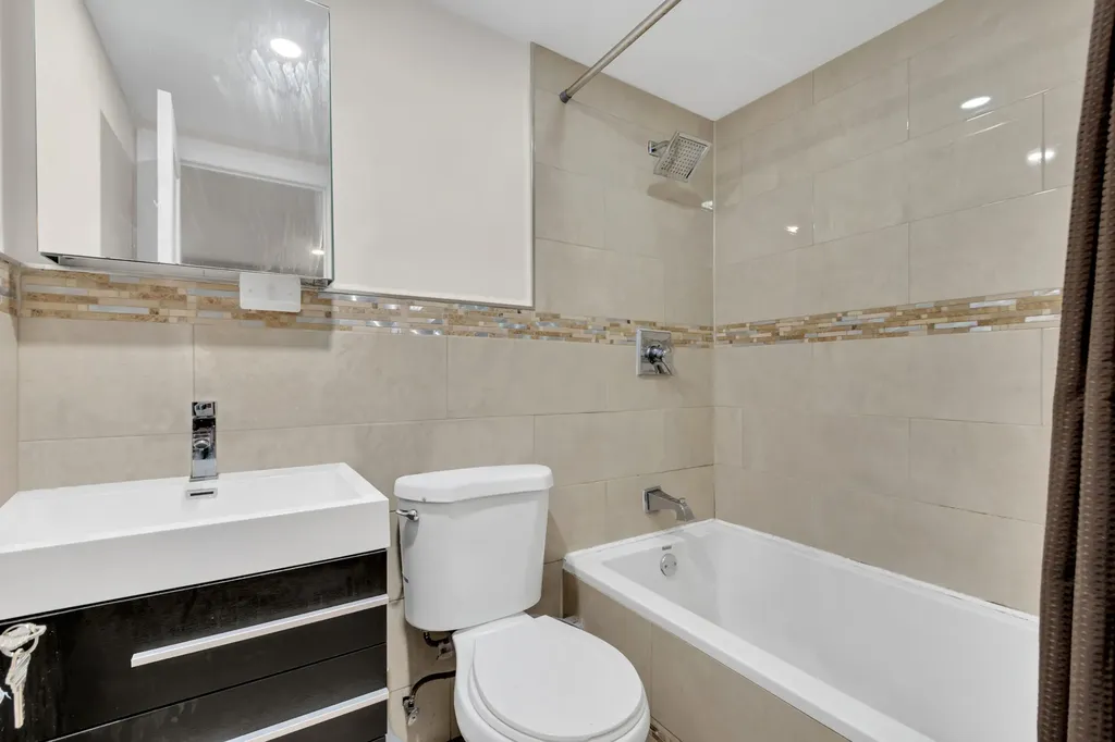 25 Pilling Street New York City NY 11207