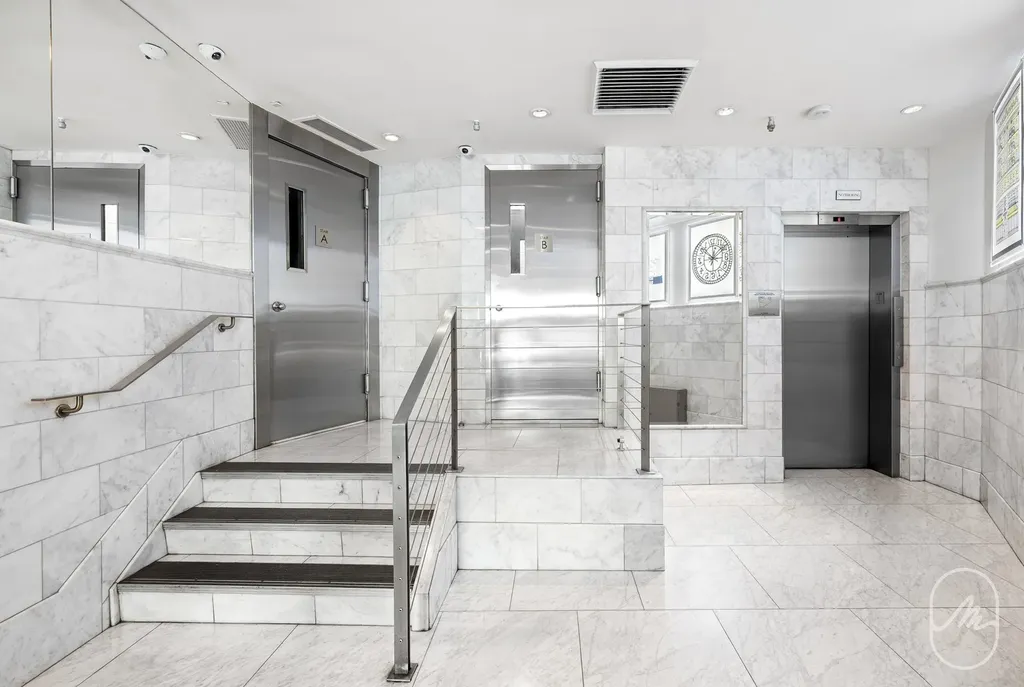 127 4th Avenue New York City NY 10003
