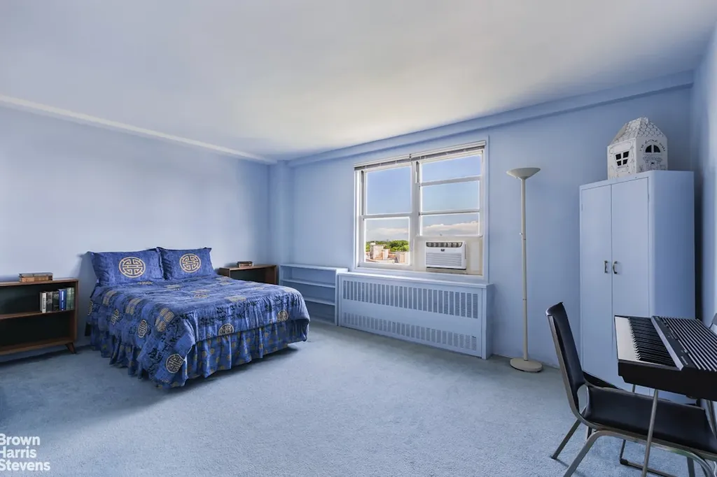 3935 Blackstone Avenue New York City NY 10471