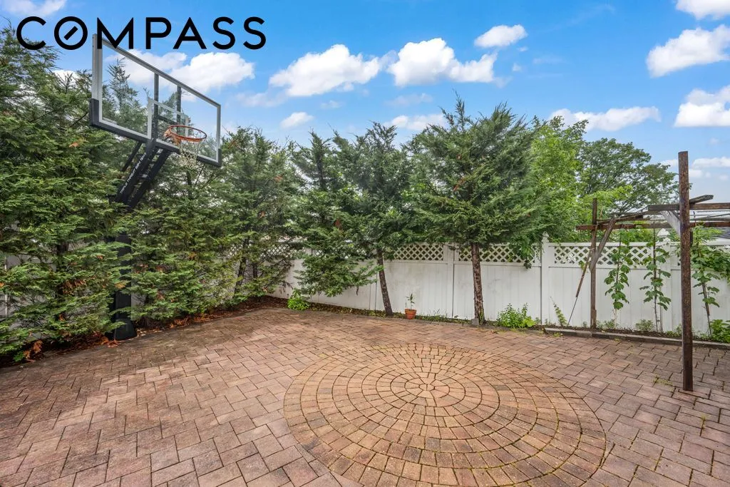 79 Sparkill Avenue New York City NY 10304