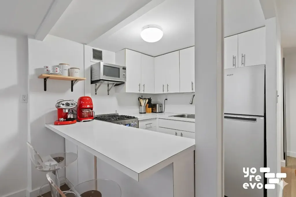 215 E 24th Street New York City NY 10010