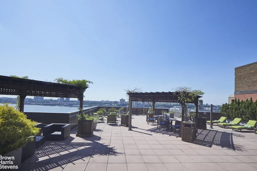 11 Riverside Drive New York City NY 10023
