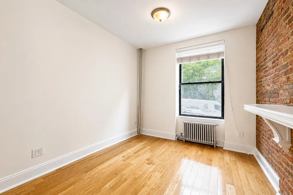 246 E 90th Street New York City NY 10128