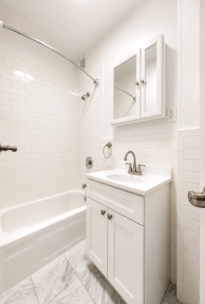 246 E 90th Street New York City NY 10128
