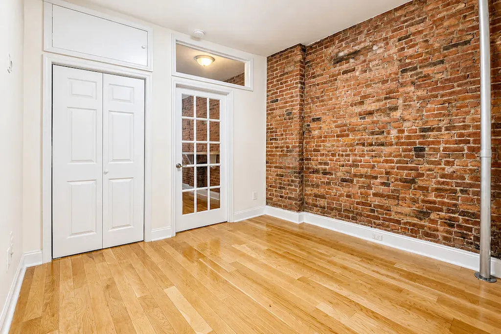246 E 90th Street New York City NY 10128