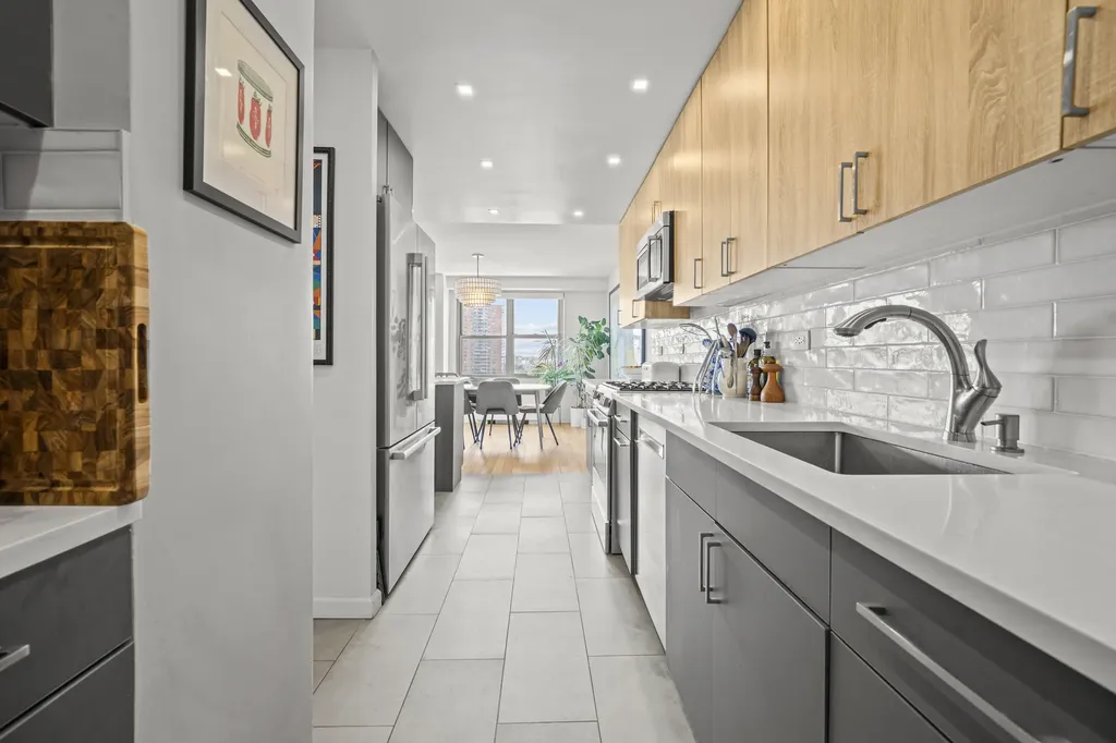 2500 Johnson Avenue New York City NY 10463