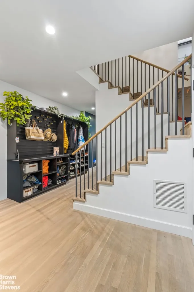 158 W 119th Street New York City NY 10026
