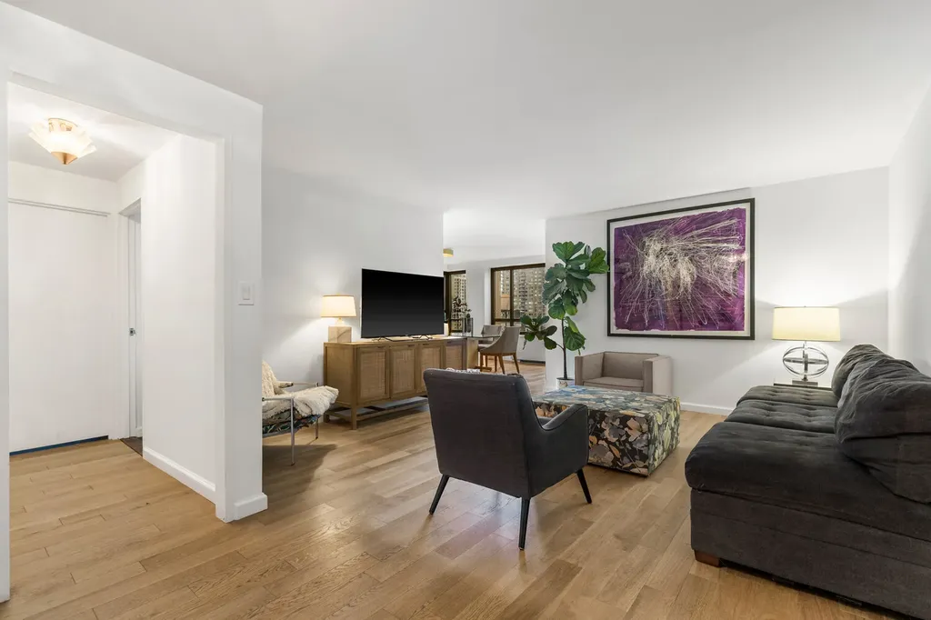 190 E 72nd Street New York City NY 10021
