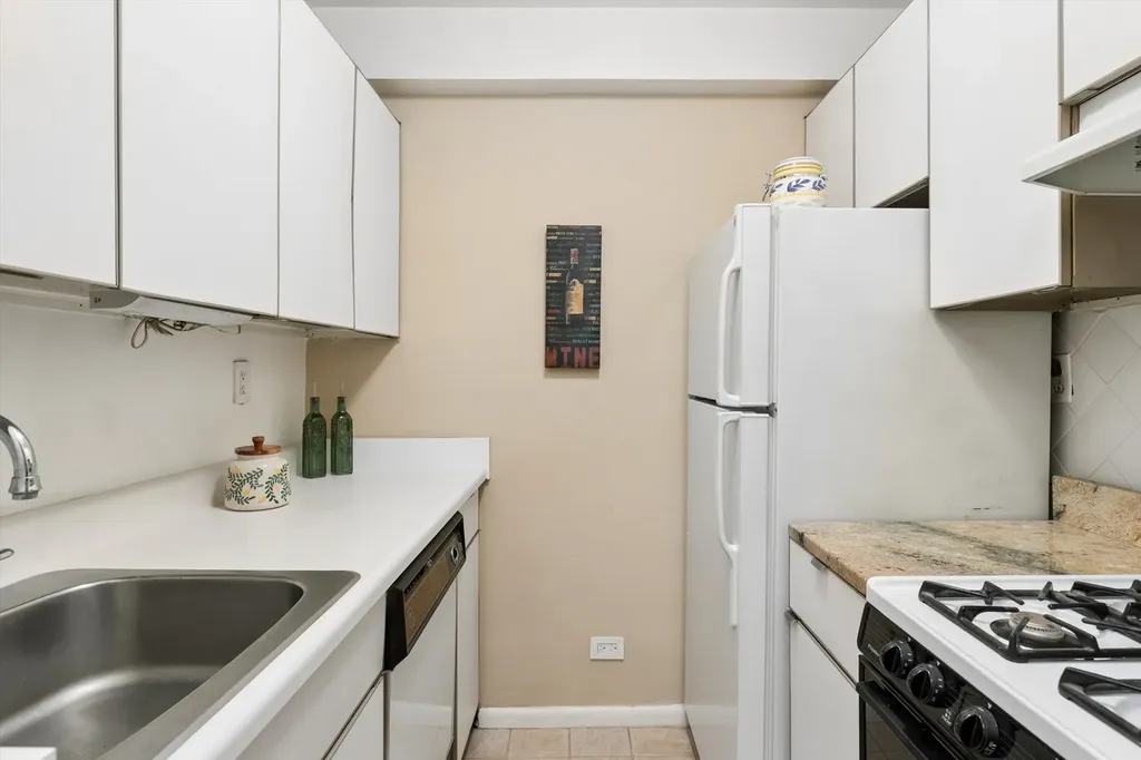 225 E 57th Street New York City NY 10022