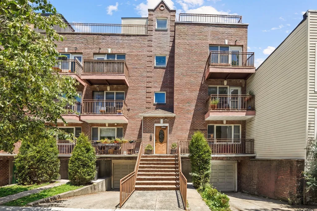 593 17th Street New York City NY 11218