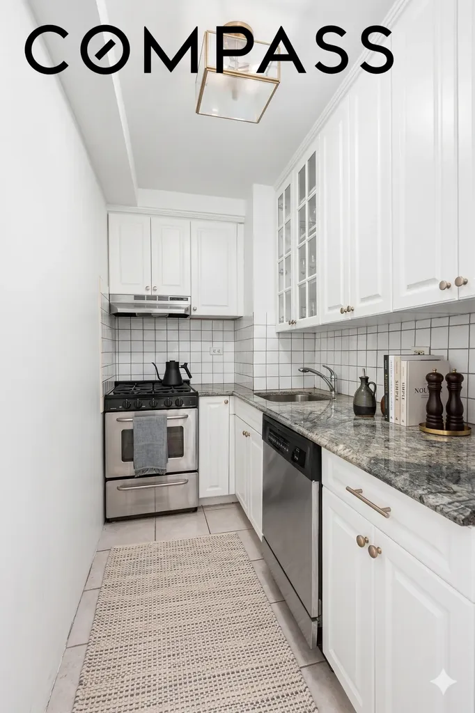 220 E 54th Street New York City NY 10022