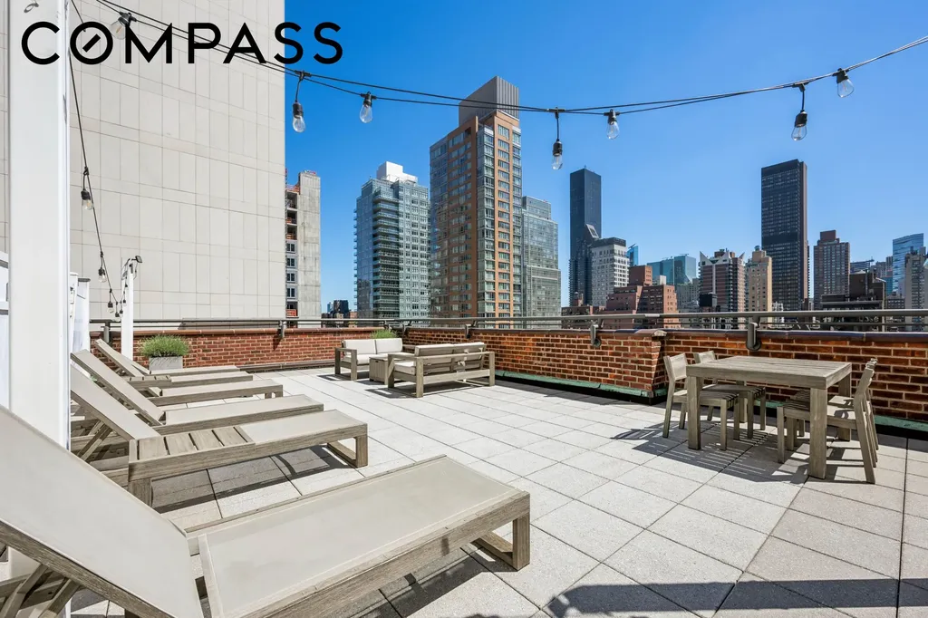 220 E 54th Street New York City NY 10022