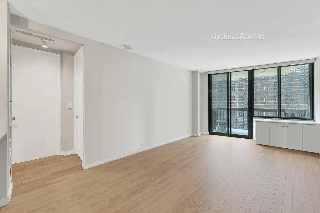 5 E 22nd Street New York City NY 10010