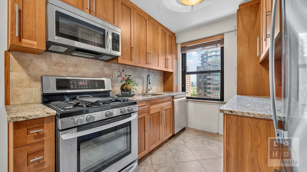 383 Grand Street New York City NY 10002