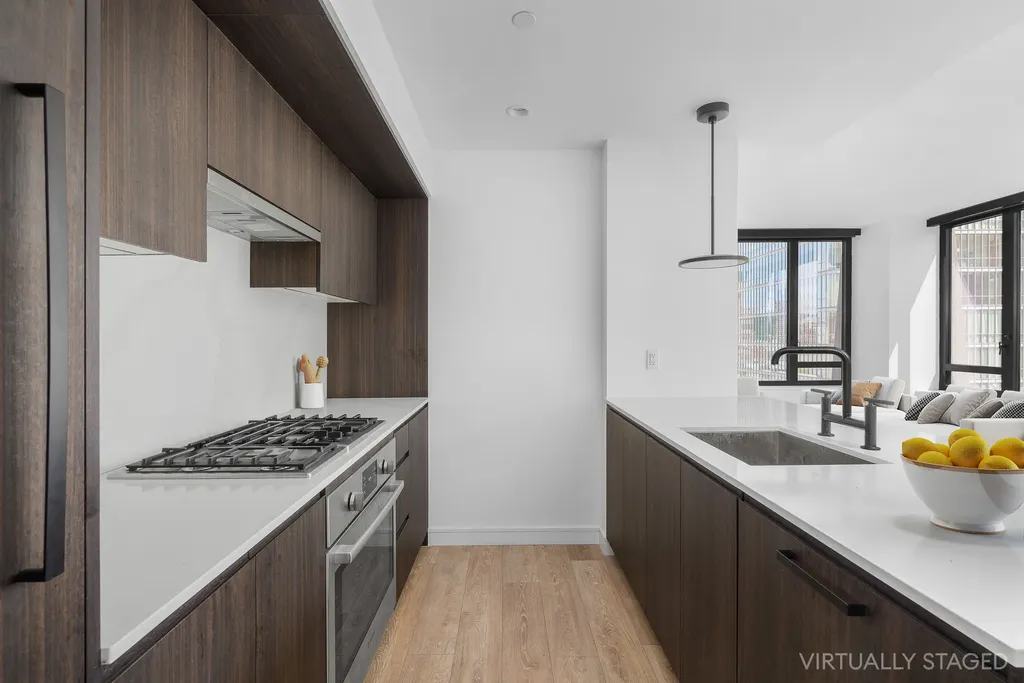 111 Varick Street New York City NY 10013