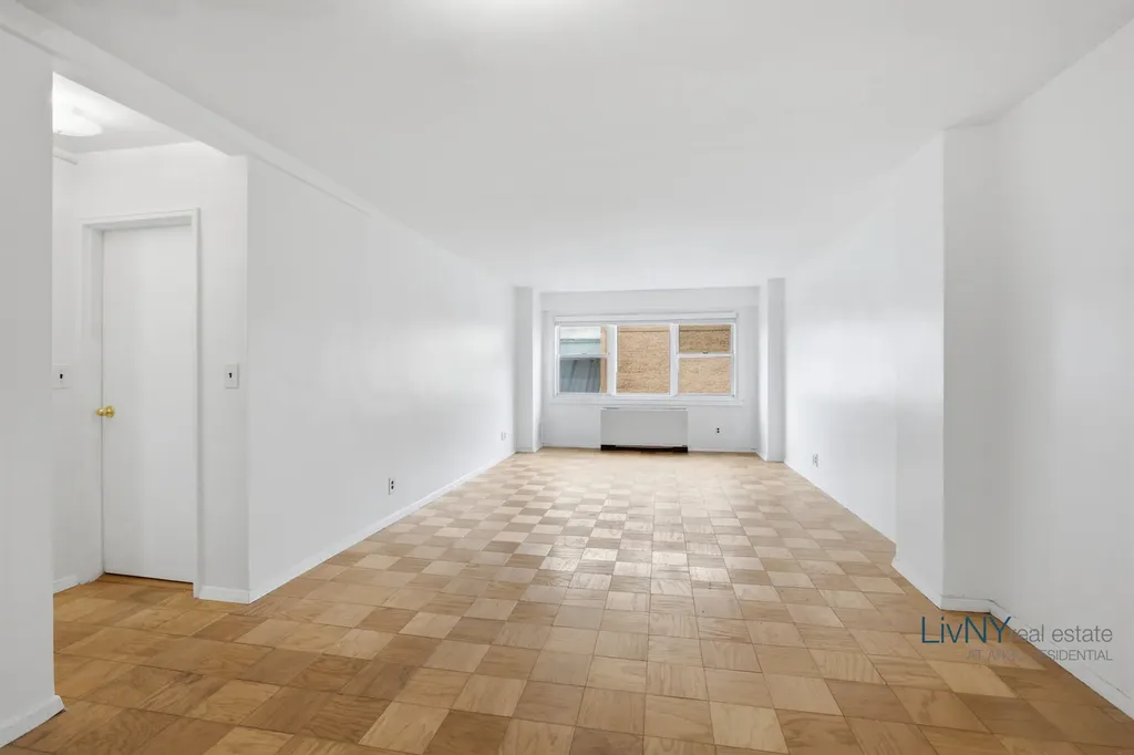 520 E 76th Street New York City NY 10021