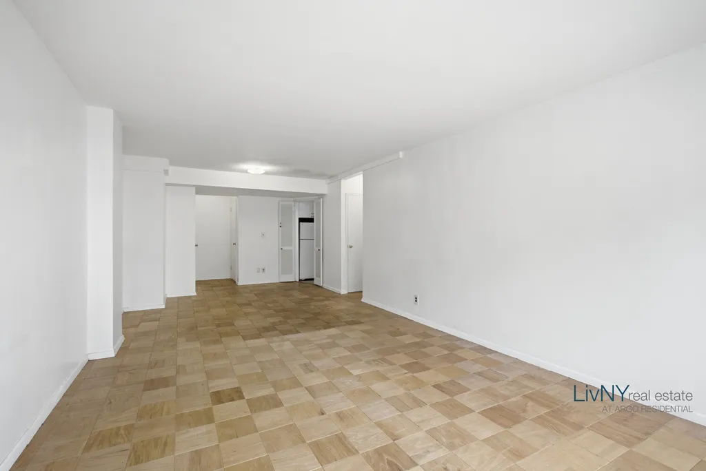520 E 76th Street New York City NY 10021