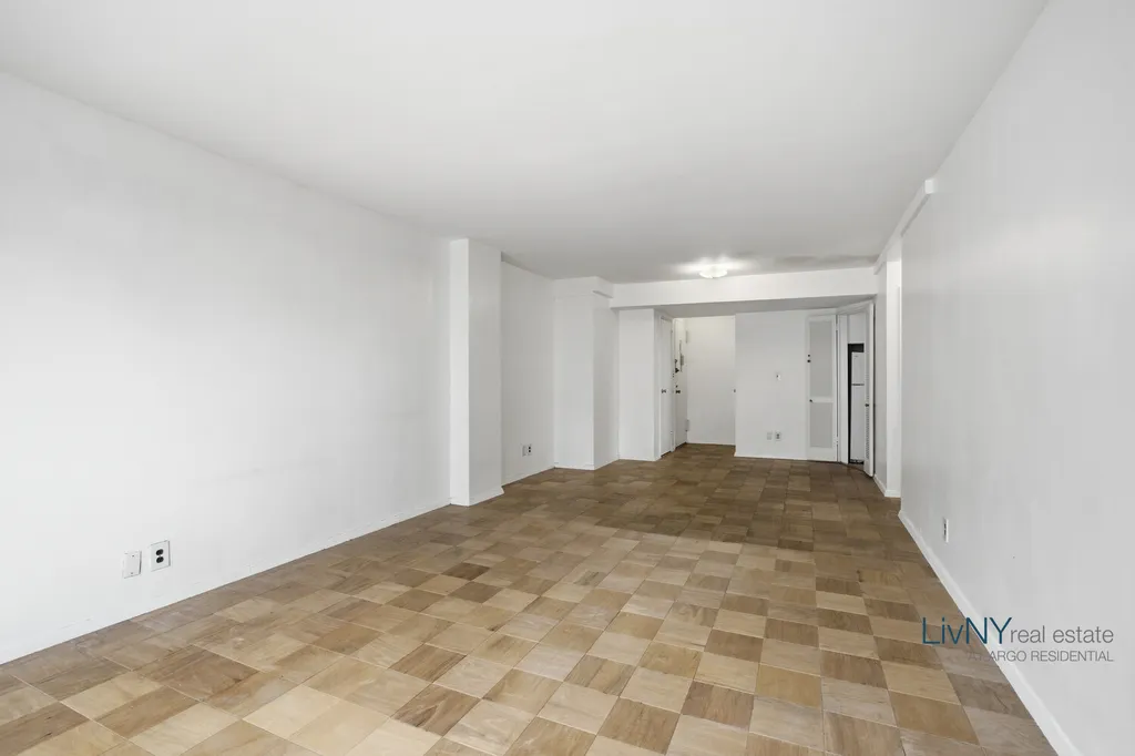 520 E 76th Street New York City NY 10021