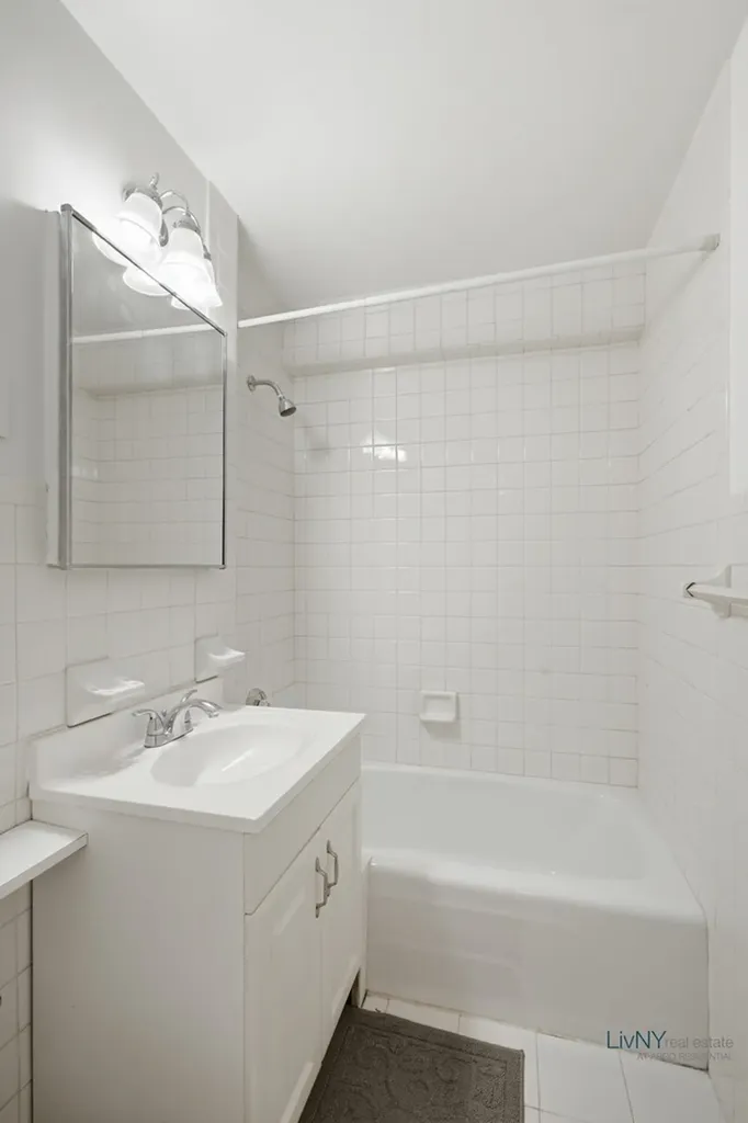 520 E 76th Street New York City NY 10021