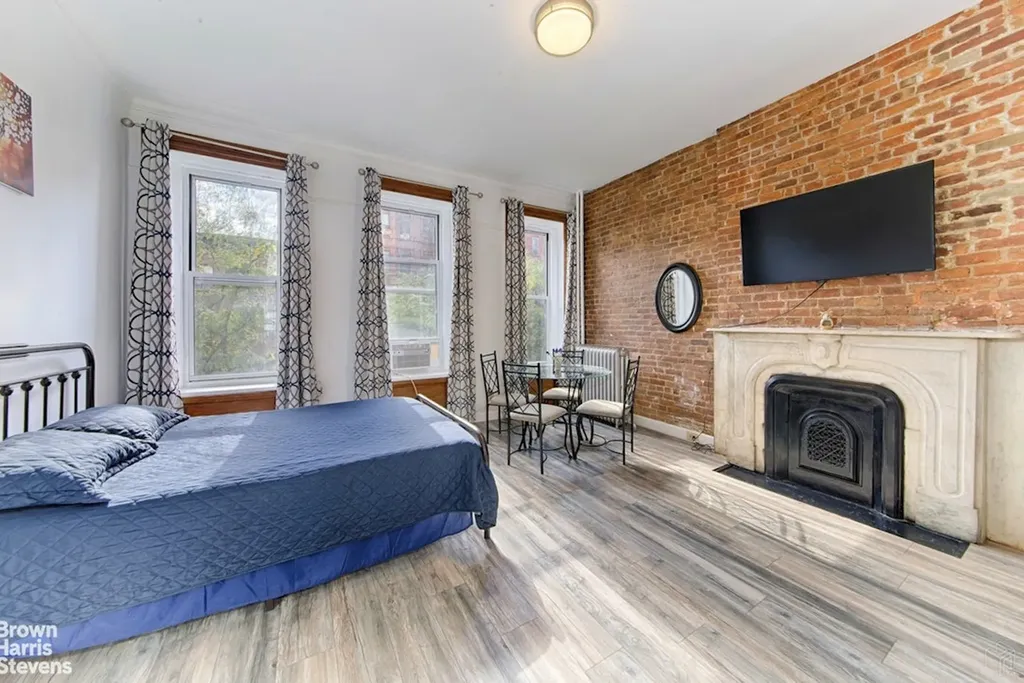 323 E 116th Street New York City NY 10029