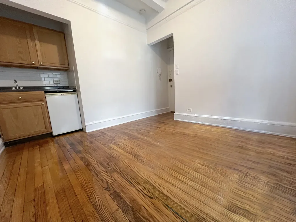 155 E 52nd Street New York City NY 10022