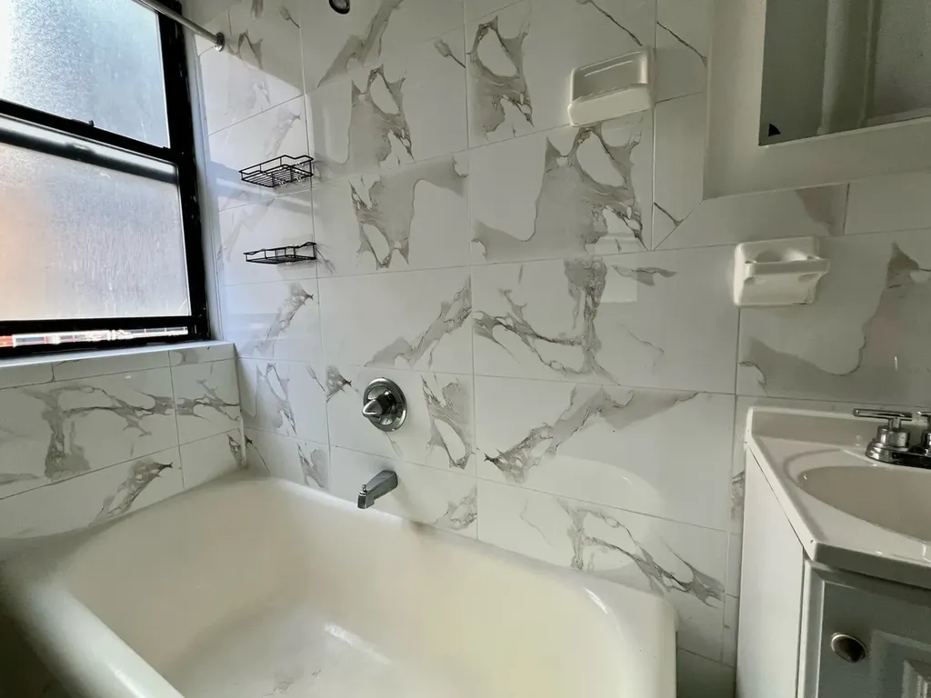 155 E 52nd Street New York City NY 10022