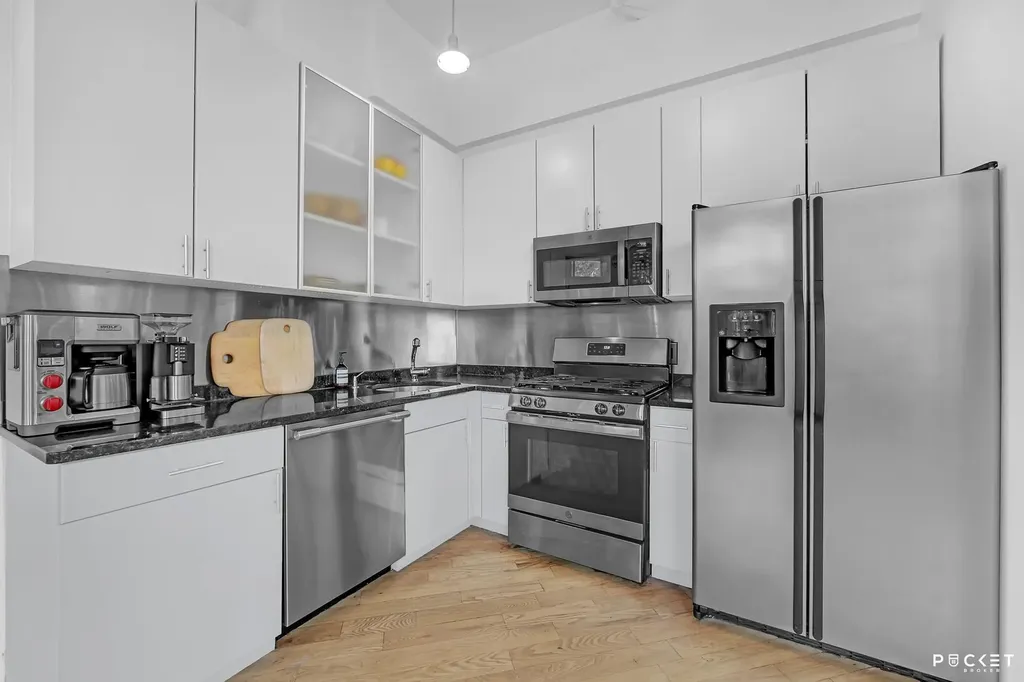 176 Johnson Street New York City NY 11201