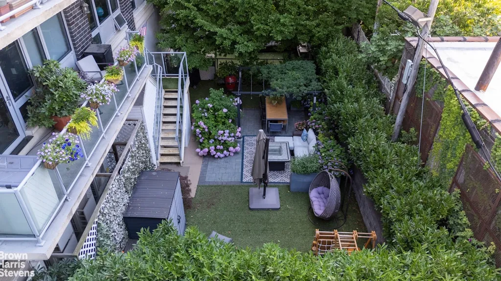 5-49 Borden Avenue New York City NY 11101