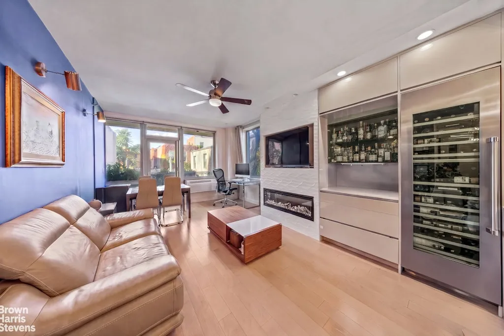 5-49 Borden Avenue New York City NY 11101