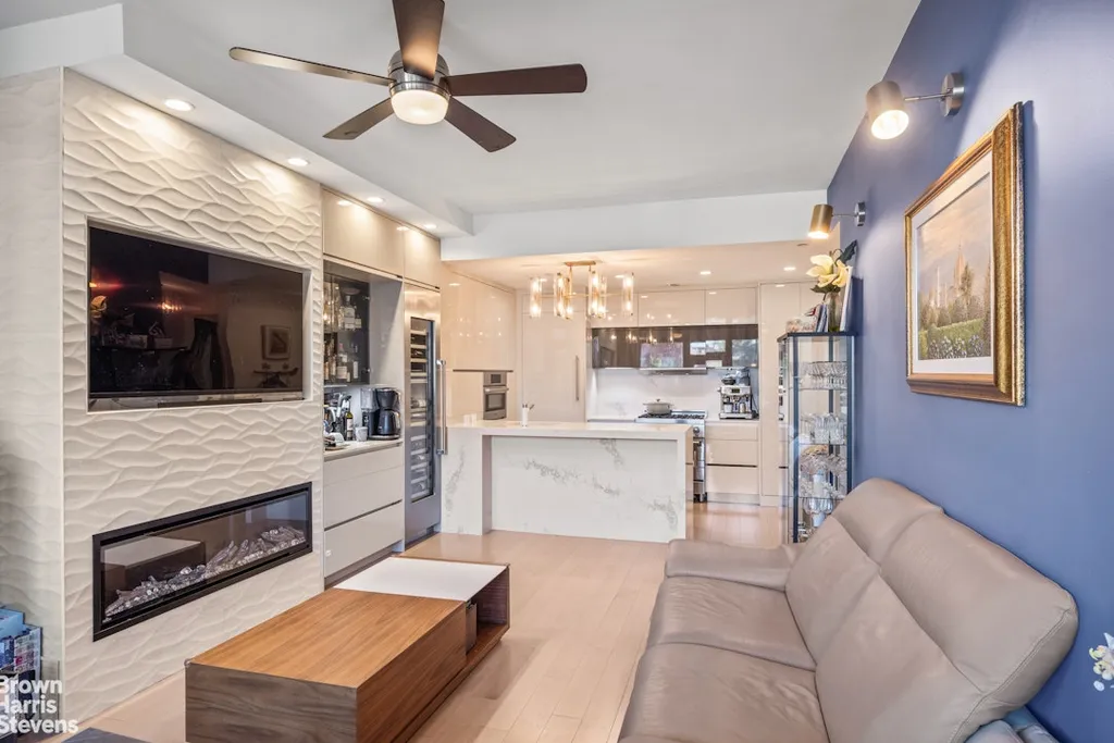 5-49 Borden Avenue New York City NY 11101