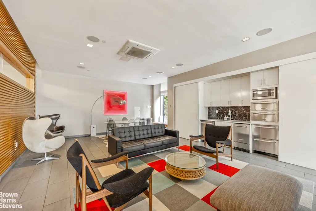 5-49 Borden Avenue New York City NY 11101