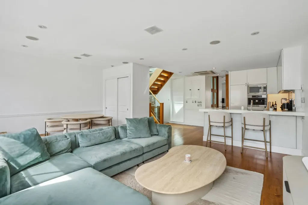 221 W 13th Street New York City NY 10011