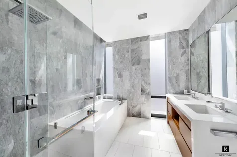 277 5th Avenue New York City NY 10016