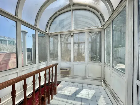 330 E 38th Street New York City NY 10016