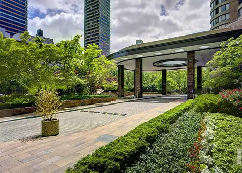 330 E 38th Street New York City NY 10016