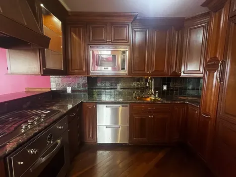 330 E 38th Street New York City NY 10016
