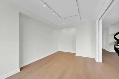 530 E 76th Street New York City NY 10021